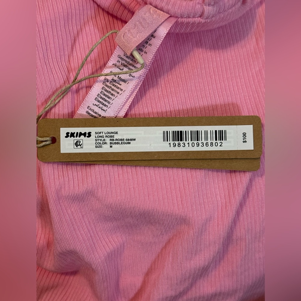 SKIMS Pink Long Robe - Picture 6 of 6